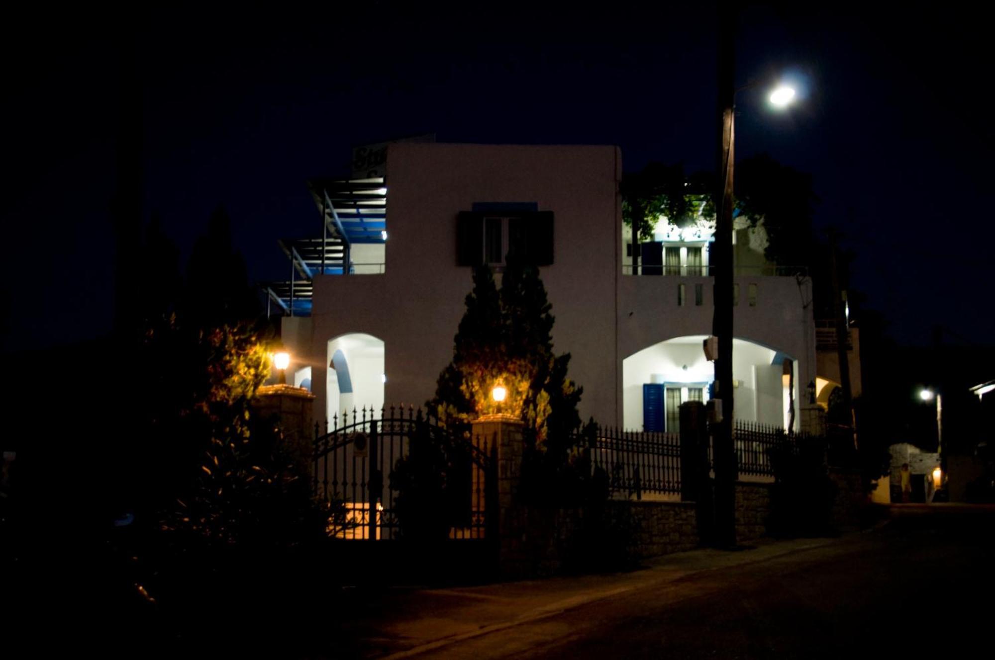 Sunrise Studios Megalochori  Exterior photo